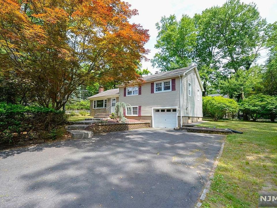 1st image of 88 Hillsdale Ct