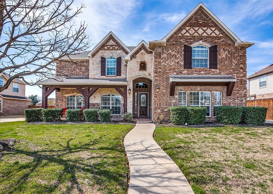1st image of 302 Copper Cove Ct