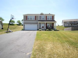 6475 Edgewood Rd, Machesney Park, IL 61115