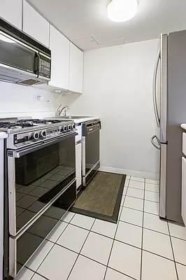Sold by JSG Realty Corp | media 10