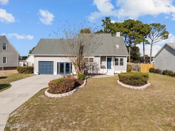 510 Green Meadows Drive, Wilmington, NC 28405