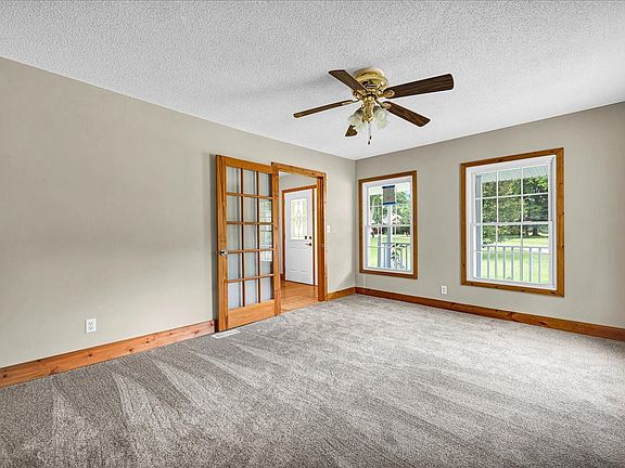 5th image of 116 Lakeview Dr