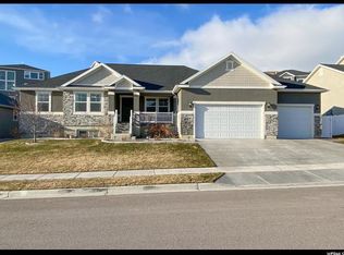714 W Spring Dew Ln, Lehi, UT 84043
