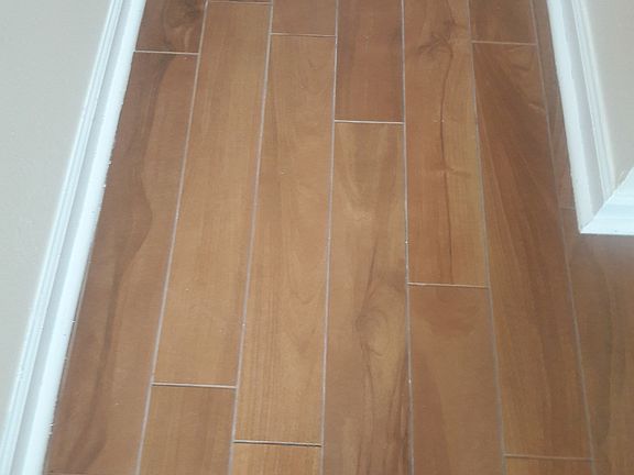 3rd image of 1827 Parc Vue Ave