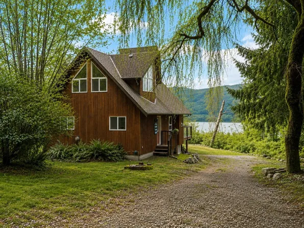 11464 Youbou Rd, Cowichan Valley, BC V0R 3E1