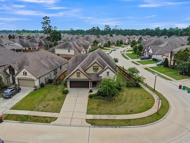 4206 Grand Oaks Wind — Photo 47