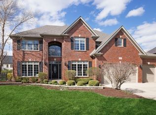 2215 Spartina Rd, Naperville, IL 60564