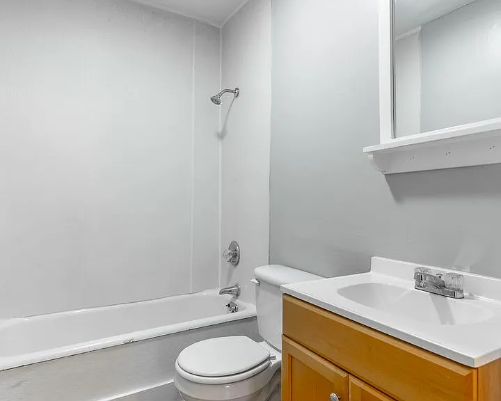 126 Goodson Ave — Photo 16