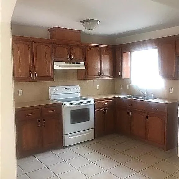 1105 S Palm Dr #4 — Photo 8