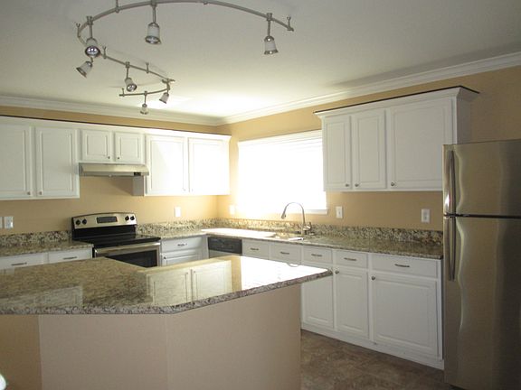7976169_Kitchen_03282016