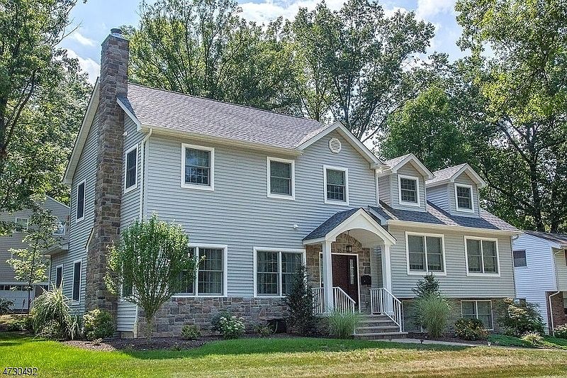 2nd image of 35 Hartley Rd