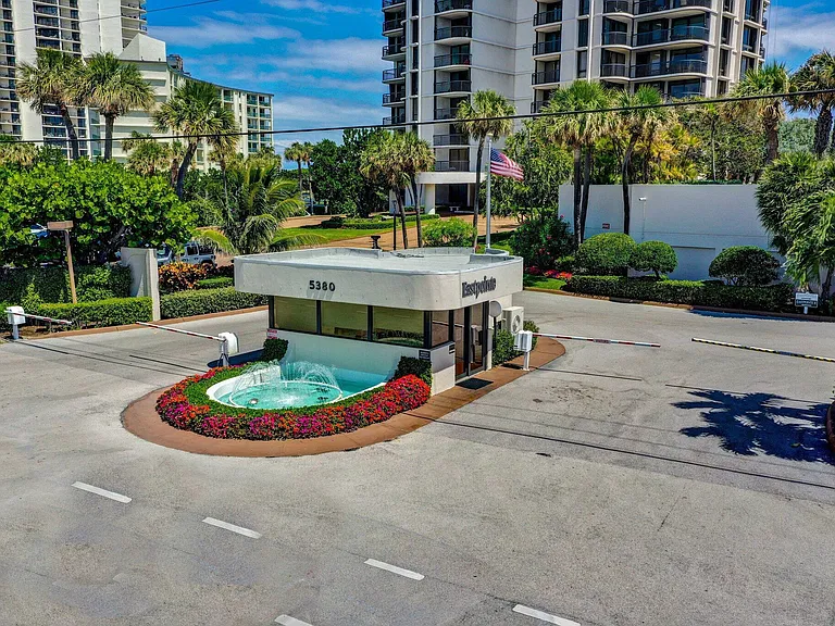 5380 N Ocean Dr #17E — Photo 33