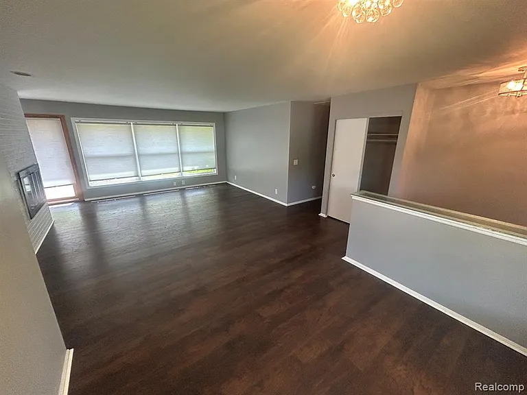 5303 W Briarcliff Knoll Dr — Photo 10