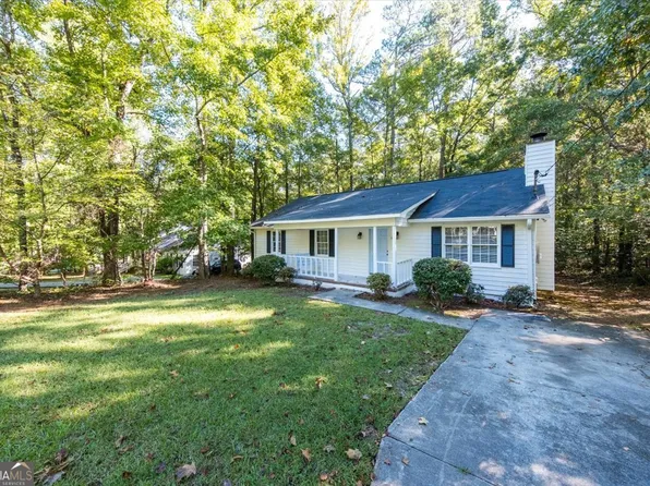 1092 Waluhiyi Trl, Macon, GA 31220