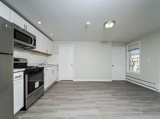 441 2nd St APT 2, Troy, NY 12180