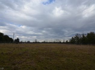 547 Oak Grove Rd, Frenchtown, NJ 08825