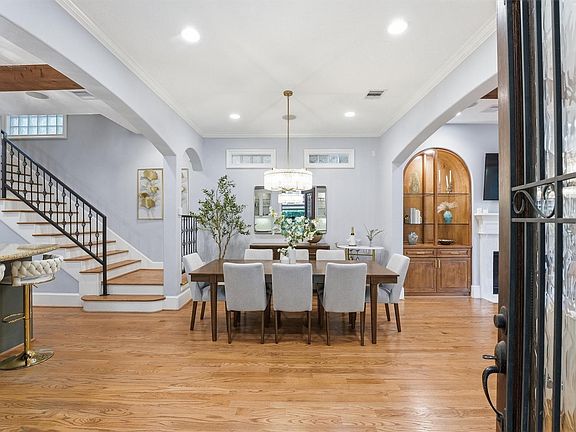 4th image of 1217 Malone St