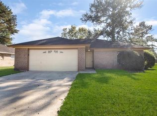 5695 Springdale Ln, Beaumont, TX 77708