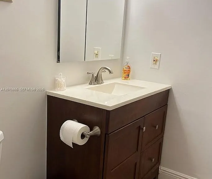 6936 Huntington Ln #103 — Photo 15
