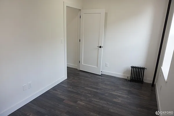 Rented by Oxford Property Group | media 28