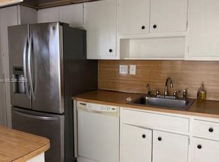 1475 NE 125th Ter APT 414K, North Miami, FL 33161