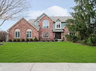 5109 Kingswood Dr, Carmel, IN 46033
