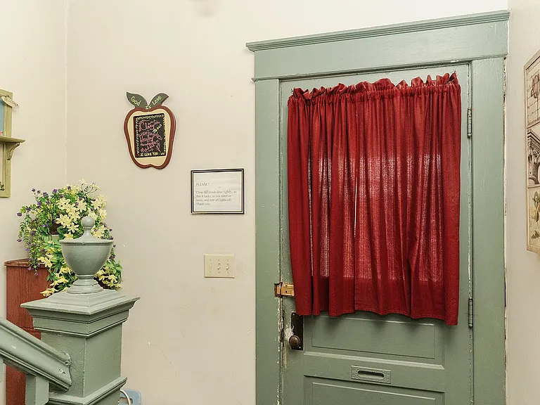 840 S Ironwood Dr #2 — Photo 16