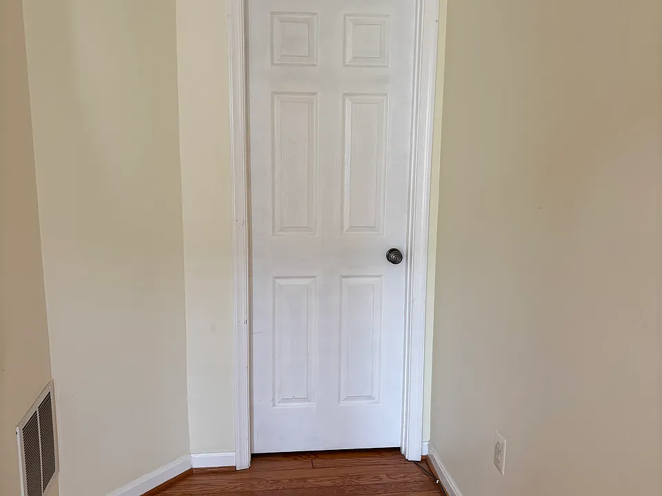 105 Barrett Ct
