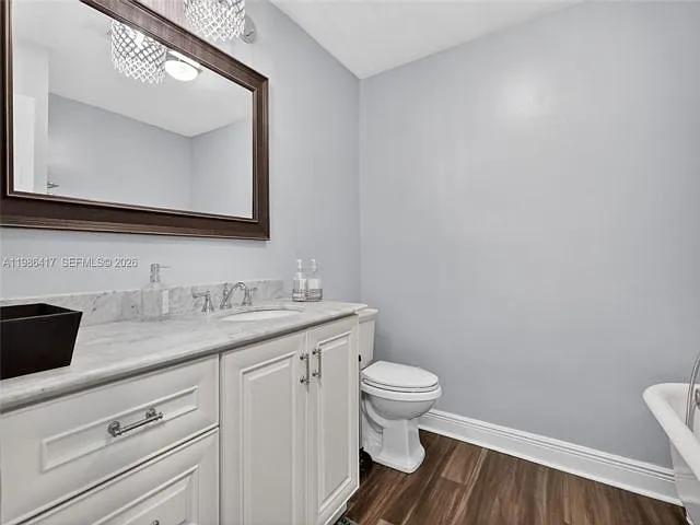217 SW 5th St — Photo 5