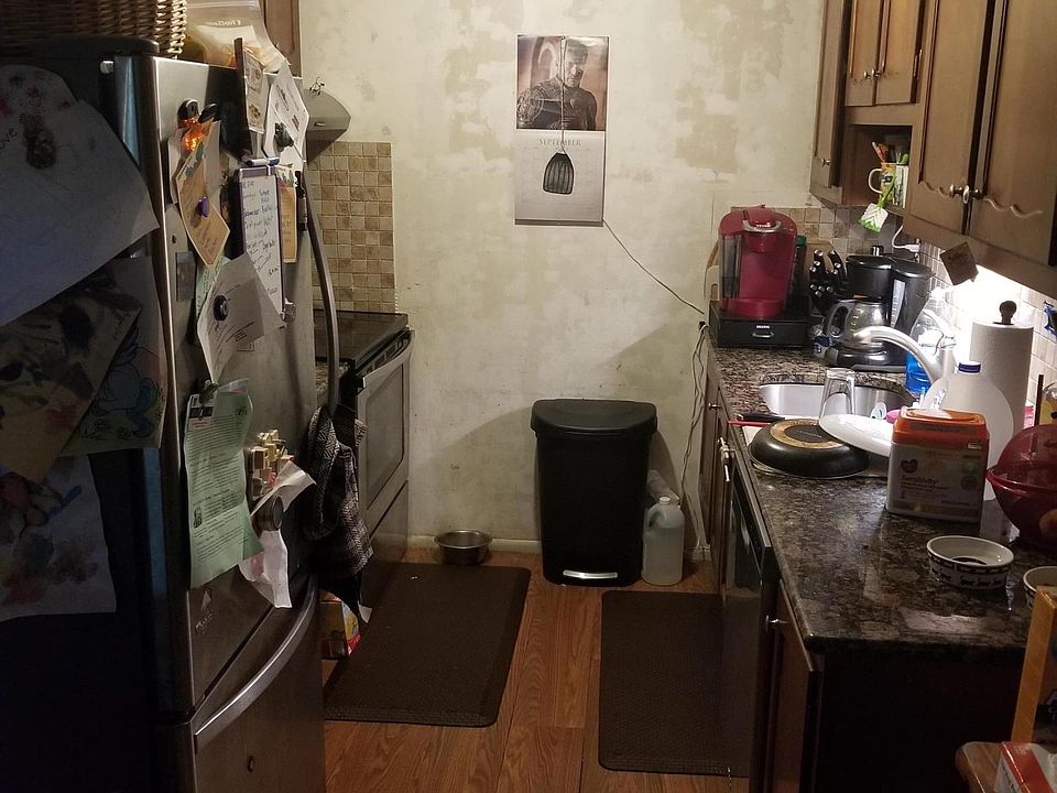 2nd image of 436C Portsmouth Dr #1003