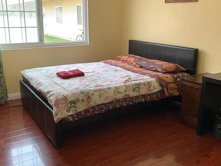 2548 Mayflower Ave #B — Photo 13