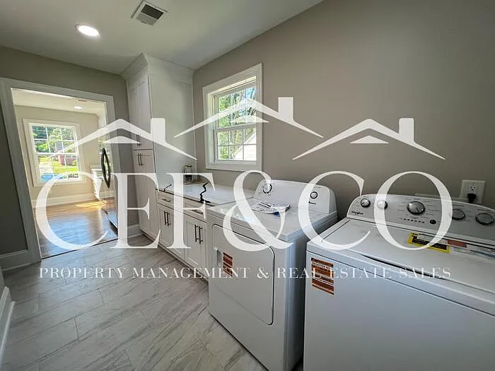 280 Alexander Ave — Photo 18