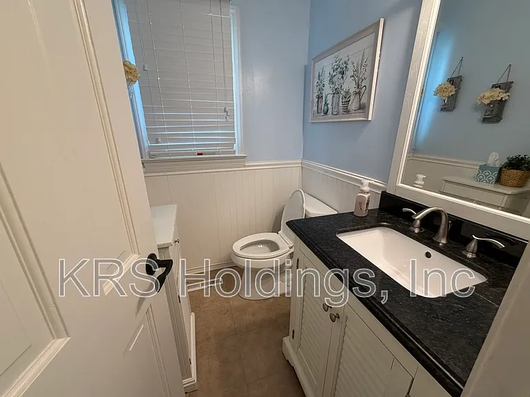 1520 Woodside Ct N — Photo 15