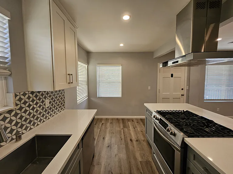 2350 Florencita Ave #1/2 — Photo 4