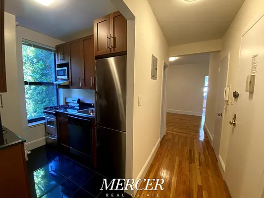 Rented by Mercer Real Estate | media 15