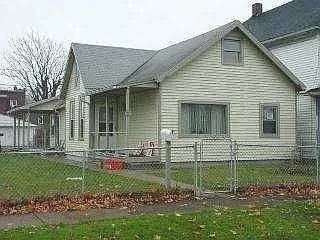951 Clark St photo 1