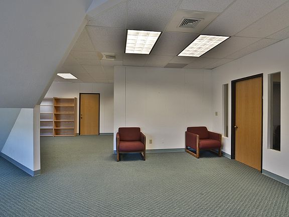 4th image of 2399 S Orchard St Ste 200