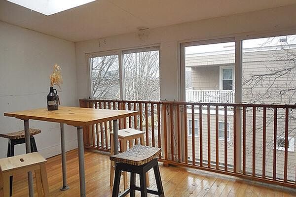 2nd image of 41 Cedar St #3R