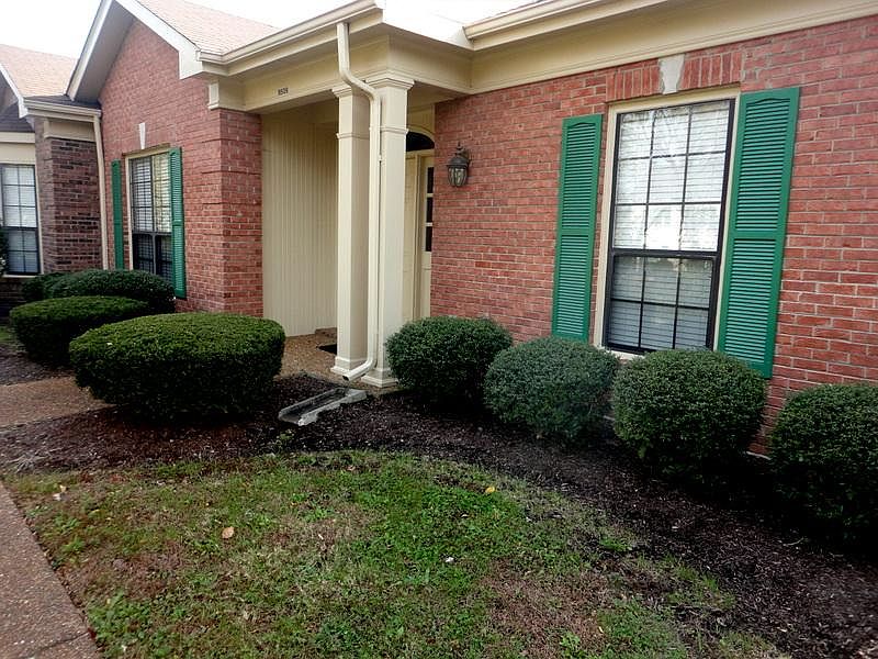 8509 Sawyer Brown Road
