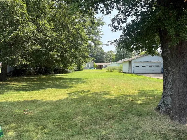2402 Willow Rd, Jonesboro, AR 72401