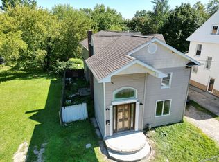205 Florence St, Pontiac, MI 48341