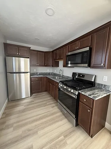 169 Grant St Photo 1