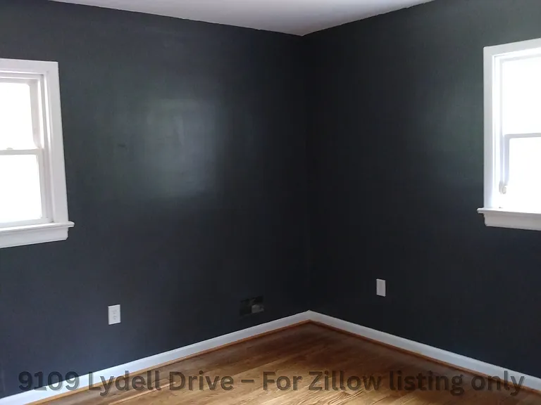 9109 Lydell Dr — Photo 10