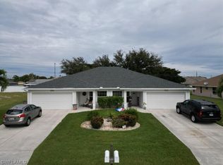 909-911 SE 14th Pl, Cape Coral, FL 33990