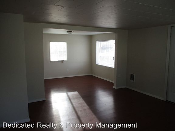 3rd image of 1707 S 10th Ave