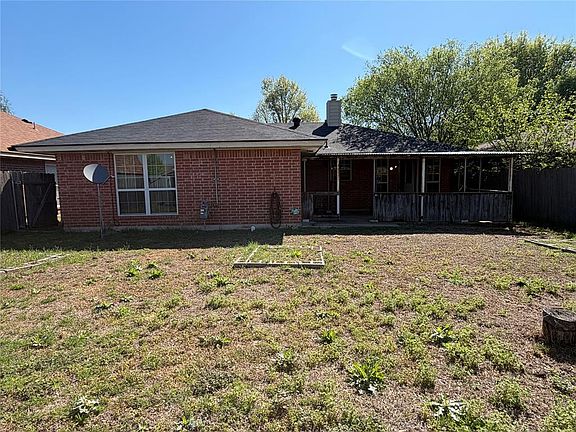 4th image of 2020 Grassland Dr