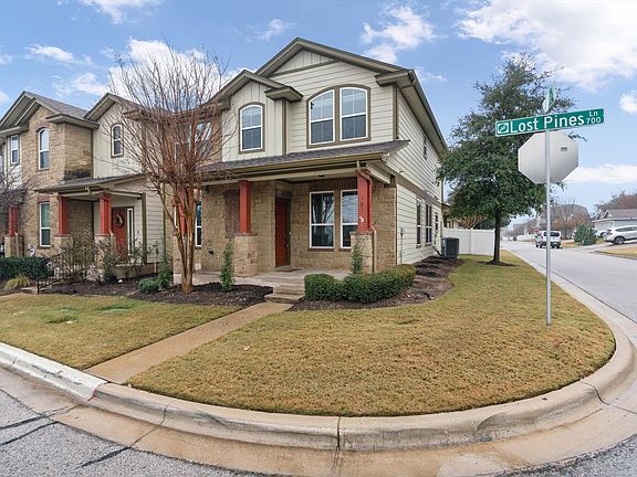 3rd image of 700 Lost Pines Ln
