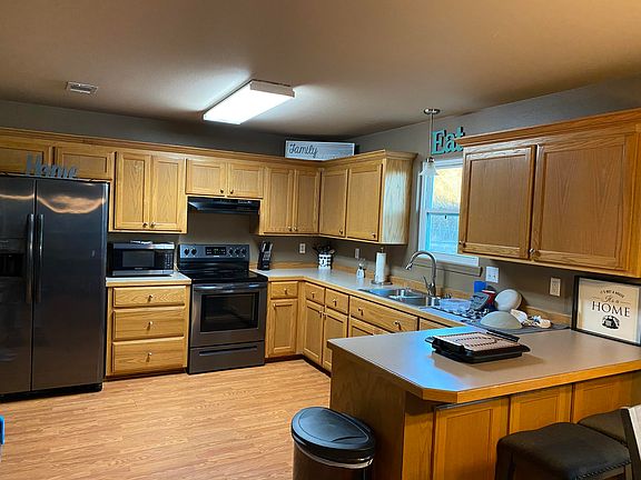 2nd image of 106 Willow Oak Dr