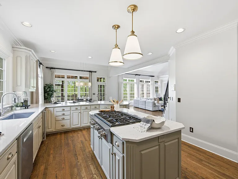 525 Arden Wood Pl — Photo 32