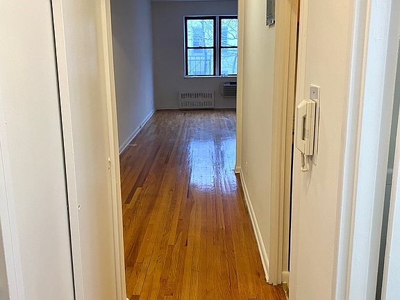 4th image of 520 E 84th St APT 3H